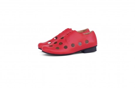 Red cutout women's shoes 