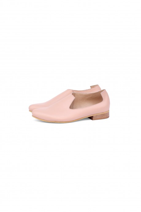 Pink leather loafers 