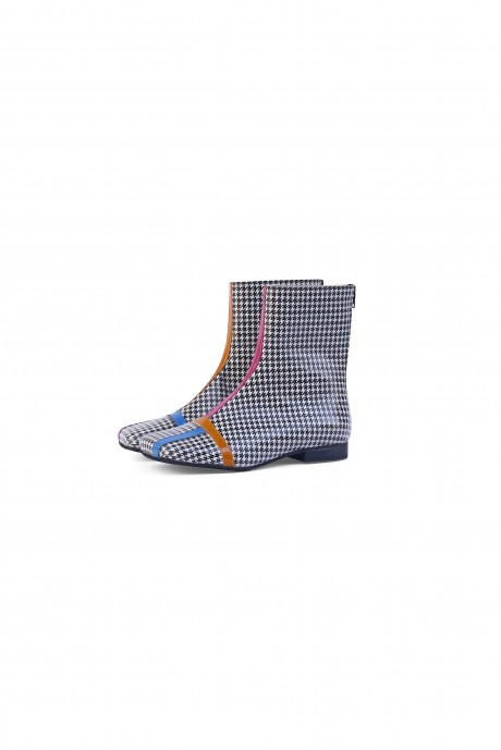 Houndstooth boots ADIKILAV